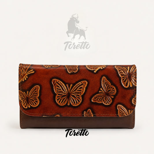 Billetera Aura de Toretto Cueros en cuero conac con diseño Mariposa Visos, vista frontal