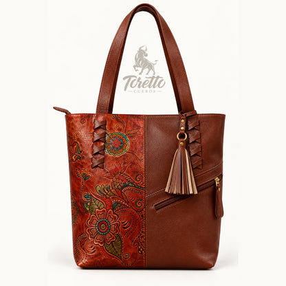 Bolso Ambar de Toretto Cueros en cuero conac con diseño Flor, vista frontal