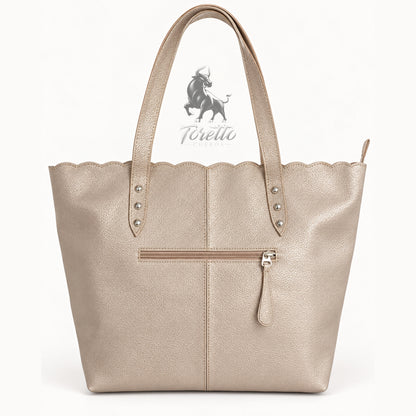 Bolso Cora de Toretto Cueros en cuero dorado con diseño Mariposa Visos, vista posterior
